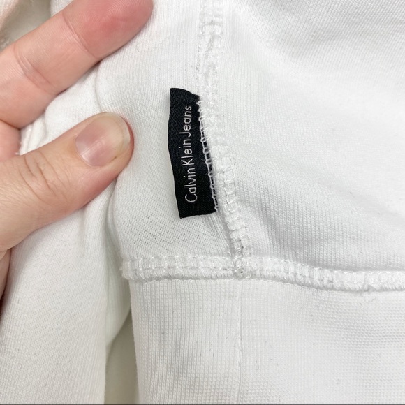 Calvin Klein USA map graphic flocked sweatshirt M - Picture 9 of 11